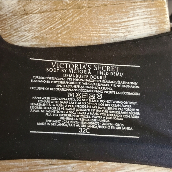 Victoria’s Secret Demi Bra 🌻 - Picture 5 of 6